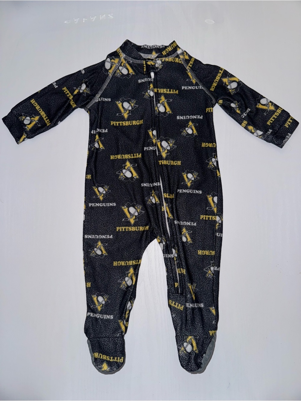 Official NHL Pittsburgh Penguins Footed Baby One-Piece/Onesie